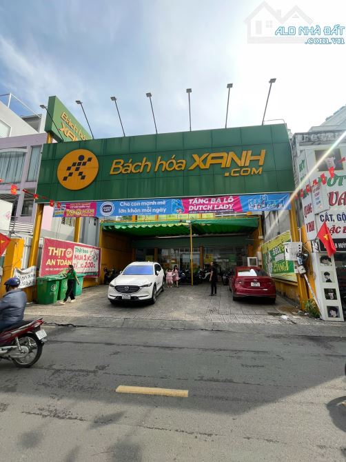 Bán gấp nhà MT Huỳnh Tịnh Của, Q. 3 - 281m2 (13.5 x 30) - Nhà C4 - HĐT 150Tr/Th - 56 Tỷ