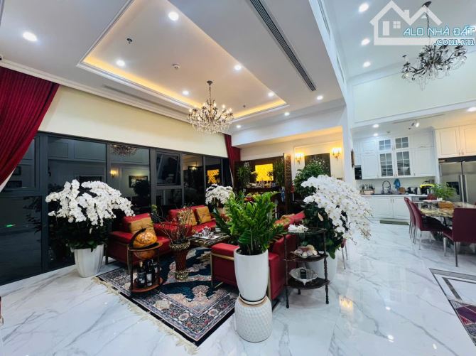 CĂN GÓC THE NINE 91M² – 3 NGỦ – FULL ĐỒ CAO CẤP – VIEW TRIỆU ĐÔ – GIÁ CHỈ 7.9 TỶ
