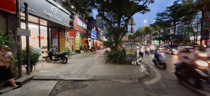 10M RA MẶT PHỐ - ĐÀO TẤN - BA ĐÌNH - 43M2 ĐÂT - NGÕ Ô TÔ - KINH DOANH VI - NHỈNH 12 TỶ