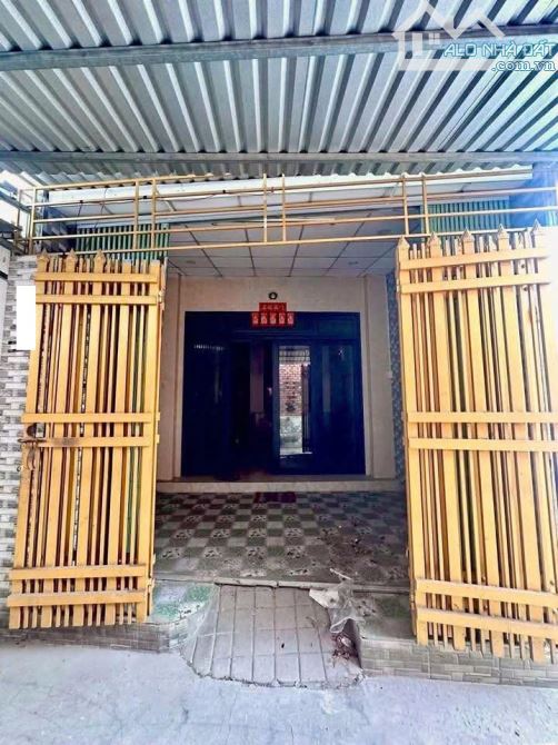 Sống xa con chẳng dễ dàng 86m2 giá 620 triệu