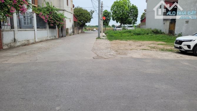 CỔ DƯƠNG, TIÊN DƯƠNG, Ô TÔ NHỎ ĐỖ CỬA, GIÁ CỰC ĐẸP, ACE NHANH TAY MỚI KỊP