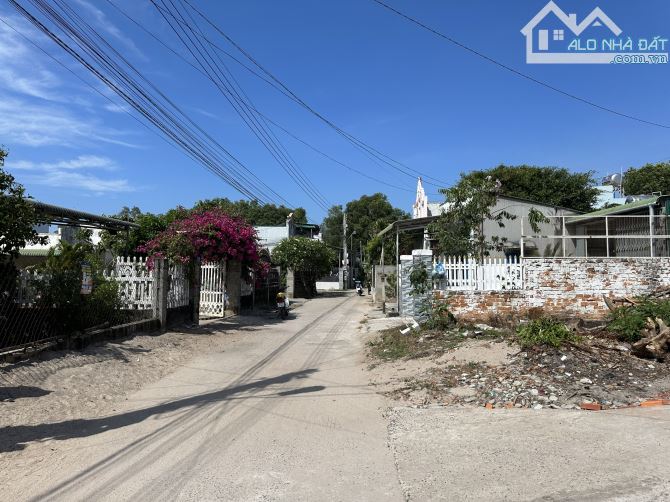 Bán 165m2 đất thổ cư Tân An, thị xã LaGi giá ngộp 1.05 tỷ