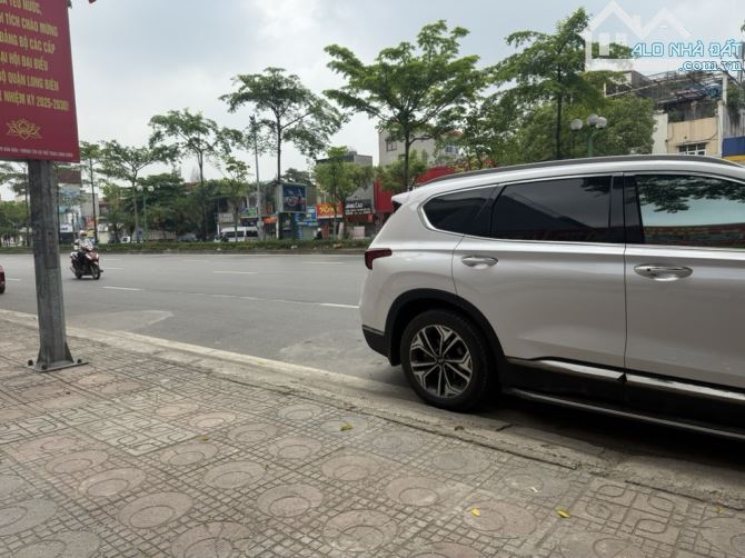 NHÀ MẶT PHỐ NGÔ GIA TỰ 216M2, MT RỘNG, VỈA HÈ KINH DOANH,CHỦ BÁN GẤP ĐỂ ĐỊNH CƯ NƯỚC NGOÀI