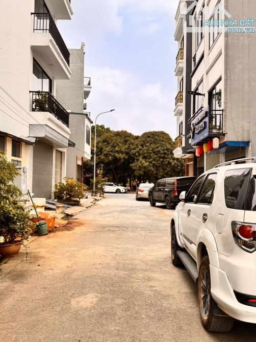 Bán nhà 6 tầng khu 6.9 Vân Canh, thang máy, kinh doanh, vỉa hè, ô tô tránh chạy vòng qu