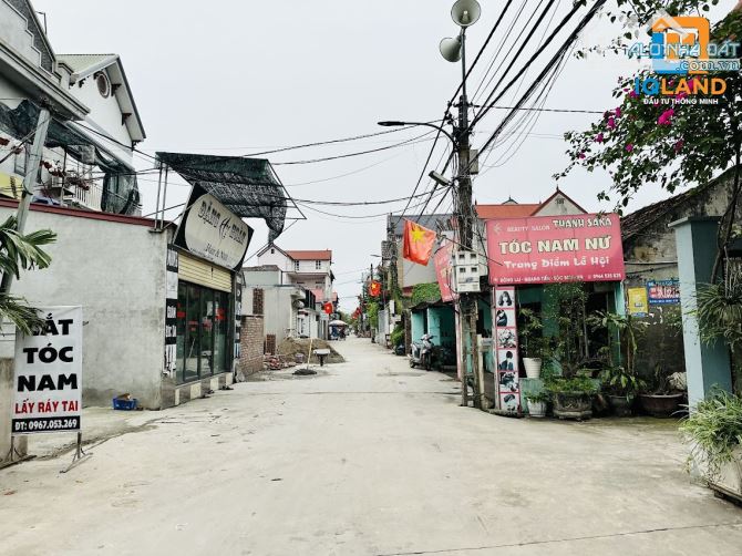 Đất kinh doanh khuôn thửa cực xinh kinh doanh mọi mặt hàng tại Đông Lai - Quang Tiến.