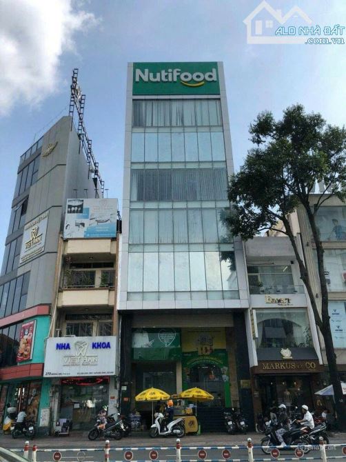 Bán gấp nhà MT Nguyễn Đình Chiểu P.4 Quận 3 DT 6m x 20m 7 Tầng thang máy giá 40 tỷ