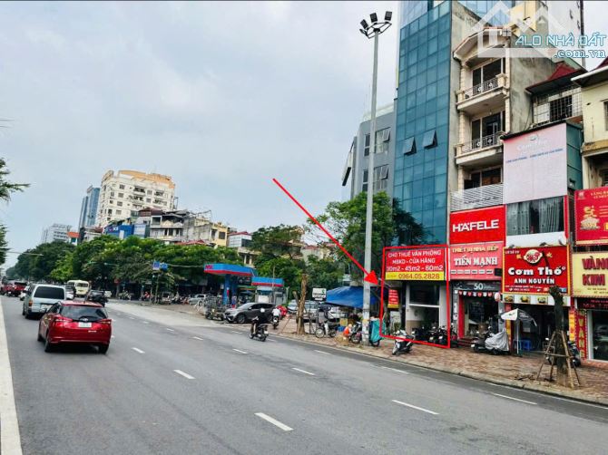 Mặt bằng KD Cửa Hàng 50m2 mặt tiền 5m đẹp tại phố Lớn Trung Kính giá rẻ, sử dụng ngay