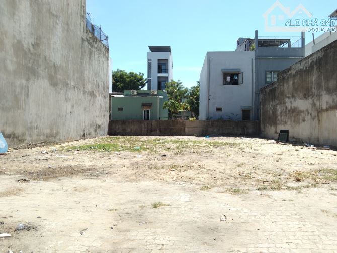 Bán đất mặt tiền, 374 m2, ngang 9m, 12 tỷ, đường 10m5, Nguyễn Tất Thành, Hội An