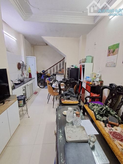 Bán nhà Văn Chương 2, Đống Đa, 50m2, lô góc, 10.5 tỷ
