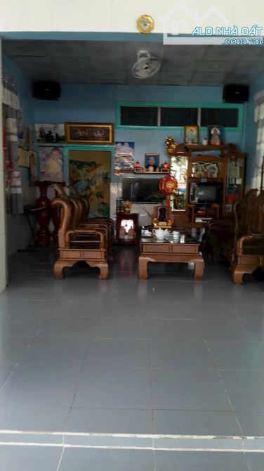 Bán nhà và 4393m đất vườn, ô chích A, lương hòa, ct ,tv