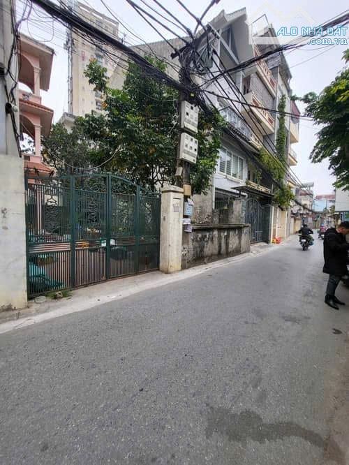 🌟 BÁN ĐẤT TẶNG BIỆT THỰ PHỐ NGỌC THỤY – DT 168M², 3 TẦNG – GIÁ CHỈ 21,5 TỶ NGÕ Ô TÔ TRÁN