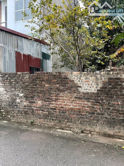 Bán Đất thổ cư Ngọc Thụy Long Biên.DT:100M2..MT:5,4M... giá 13,6 tỷ SĐCC