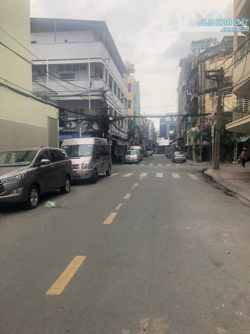 "ĐẦU TƯ THÔNG MINH" MẶT TIỀN PHAN PHÚ TIÊN Q5 - 4 TẦNG - GIÁ TỐT NHẤT KHU VỰC!