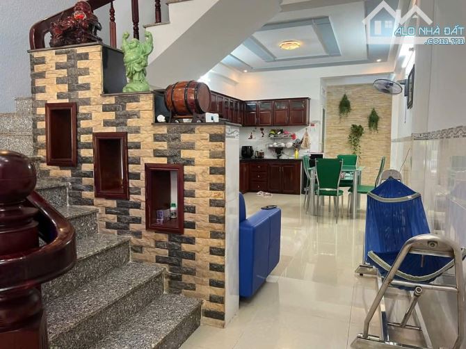 Bán nhà mặt tiền đường,  khu Hà Thanh_ P Đống Đa_TP Quy Nhơn