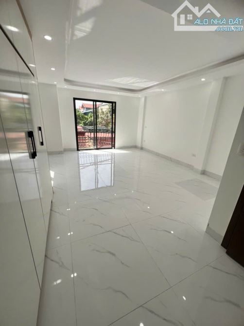 Bán nhà Nguyễn Đổng Chi- 5 tầng - sẵn ở - gần phố- chỉ nhỉnh 6₫