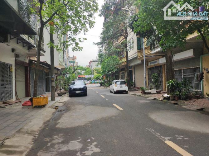 Bán gấp! Trần Đăng Ninh, Hà Đông 42m2, 5 tầng, MT 4m, ô tô tránh, vỉa hè, nhỉnh 13 tỷ