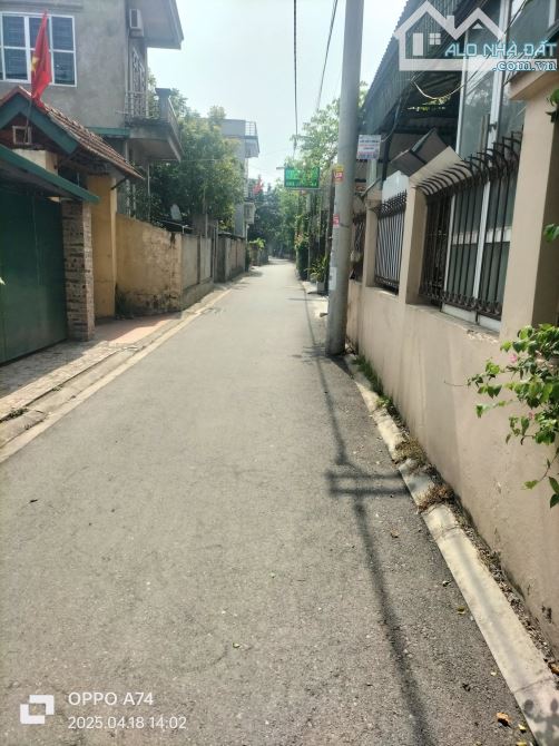 GẤP! Cần bán 66m2 đất Kiêu Kỵ đường ô tô chạy thông. Giá đầu tư 5 tỷ.