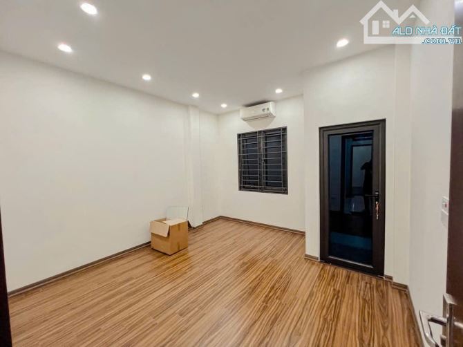 BÁN NHÀ NGÔ QUYỀN-HÀ ĐÔNG,PHÂN LÔ Ô TÔ LÙI CỬA,TẶNG FULL NT Ở NGAY,DT42MX4T,GIÁ 9,6 TỶ - 11