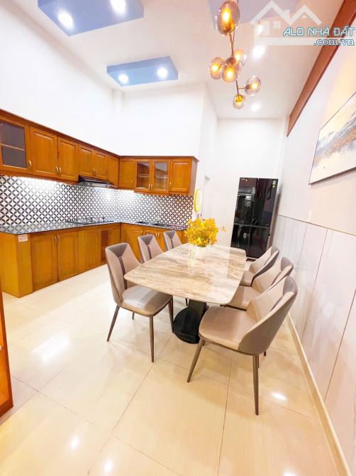 CỰC HIẾM ! NHANH SẼ KỊP MUA - DT ( 4,02*14 ) - 3 LẦU FULL NỘI THẤT - ĐS 51 P.14 - 1