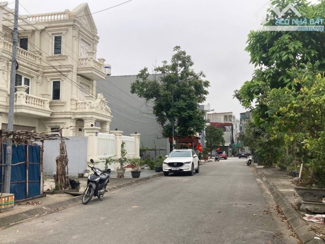 View công viên, trường mầm non Đất tái định cư Điểm 3 Đằng Hải (C243) - 1