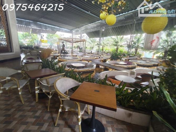 BÁN ĐẤT DIỆN TÍCH LỚN – MẶT TIỀN SIÊU ĐỈNH – DÒNG TIỀN 220 TRIỆU/THÁNG LÊ VĂN VIỆT, TP. - 1