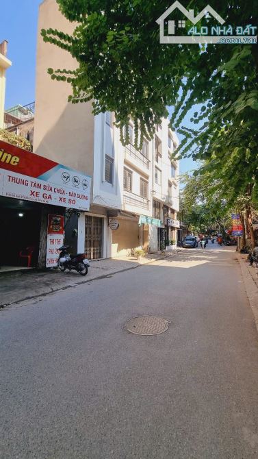 Bán Đất phố Đội Cấn 123m2, MT 7.4m, vỉa hè ô tô tránh, KD đắc địa, nhỉnh 40 tỷ. - 1