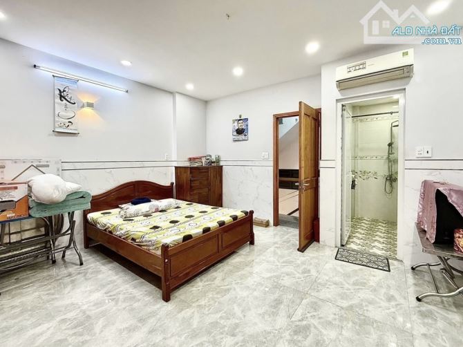 TLCCHỦ-ViP Phan Xích Long- 5m x 8m- 4Tầng-Hẻm 4m-Góc 3mt Nhưng Không Lộ Giới-Nhỉnh 6T - 1