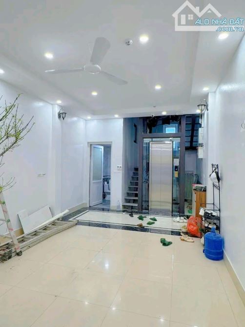 BÁN NHÀ PHÂN LÔ PHỐ LẠC LONG QUÂN TÂY HỒ 20 TỶ DT 60M2 MT 5M THANG MÁY KINH Ô TÔ GẦN