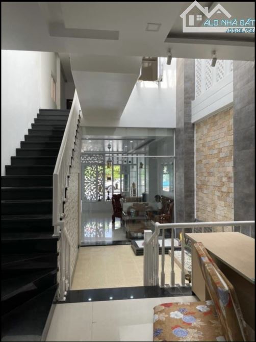 💥Bán nhà lầu mặt tiền kinh doanh - KDC Hùng Vương - TP Phan Thiết - 1