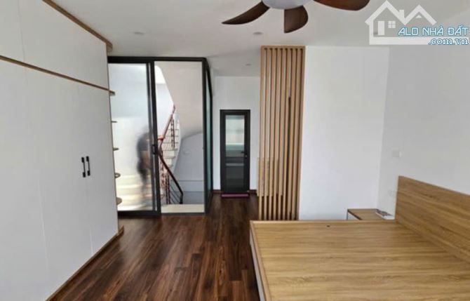 NHÀ VĂN LA-HÀ ĐÔNG 35M2 6T THANG MÁY -LÔ GÓC - 1