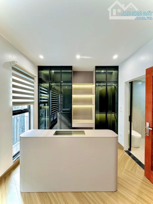 CĂN ĐẸP NHẤT - BÁN NHÀ XUÂN LA - PHÂN LÔ Ô TÔ VÀO NHÀ 50M2 - 5 TẦNG - MẶT TIỀN 5M - 14 TỶ - 1