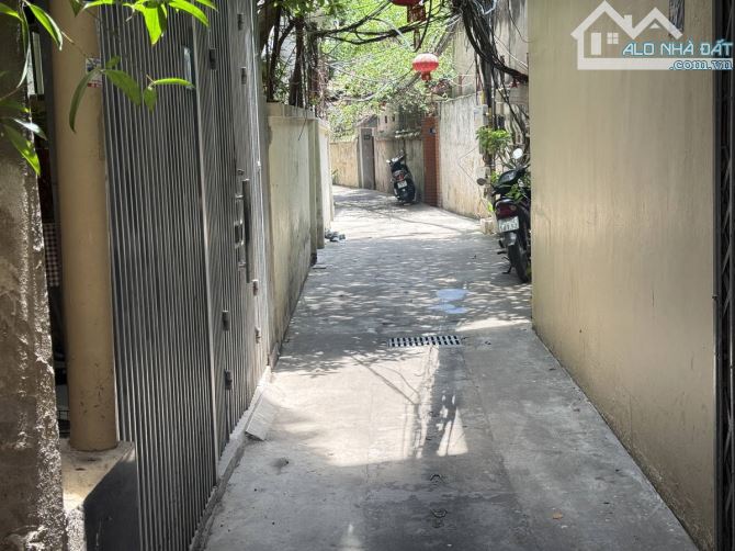 Bán nhà Nguyễn Trãi, quận Thanh Xuân 4 tầng 36m ngõ nông, sát oto chỉ 9 tỷ - 1