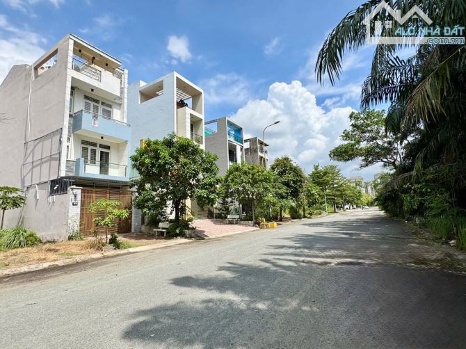 NHÀ 3 TẦNG - DT 7x16 - KDC TRÍ KIỆT SÁT ĐỖ XUÂN HỢP CẠNH GLOBAL CITY - 1