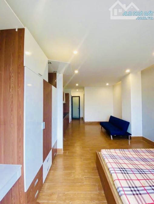 Bán Toà Căn Hộ 5 Tầng - Ngay Làng Đại Học - 160m2 - Dòng Tiền 70trieu- Nhỉnh 15Tỷ. - 1