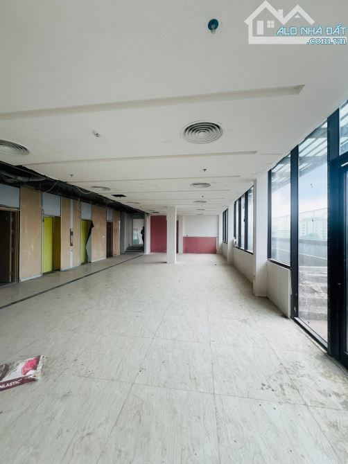 BÁN TOÀ VĂN PHÒNG 9 TẦNG MẶT PHỐ TẠI CẦU GIẤY- 380M2- LÔ GÓC MT 38M- VĂN PHÒNG- GIÁ 295 TỶ - 1