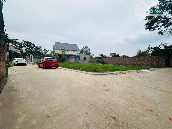 102m Sơn Đoài-Tân Minh đường 5m cực thoáng GIÁ CHỈ 2OTR/M ô tô tránh nhau. - 1