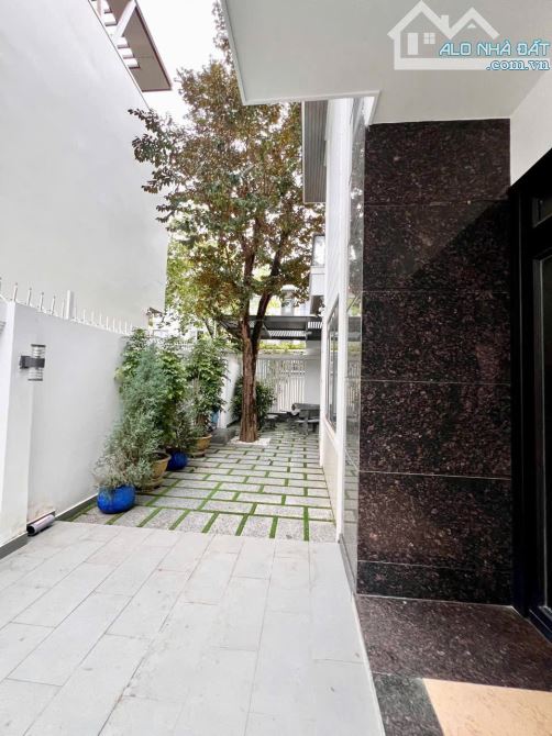 ⭐️🌸Bán căn nhà biệt thự đường C8, Vĩnh Điềm Trung B, Nha Trang chỉ 17 tỷ 290m2 có sổ hồng - 1