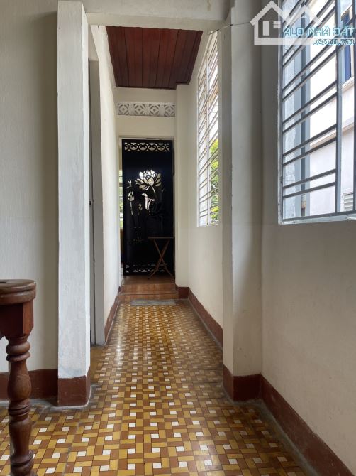 Bán nhà mặt tiền 3 tầng Lý Tự Trọng Hải Châu 100m2 giá 13.7 tỷ - 1