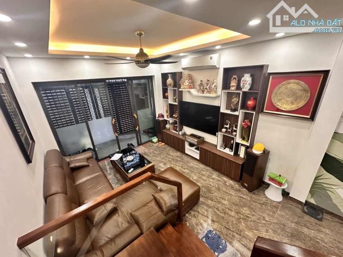 BÁN NHÀ HỘI PHỤ ĐÔNG HỘI ĐÔNG ANH, NHÀ ĐẸP DÂN XÂY NHƯ MỚI SẴN VỀ Ở NGAY SÁT ĐƯỜNG TỨ LIÊN - 1