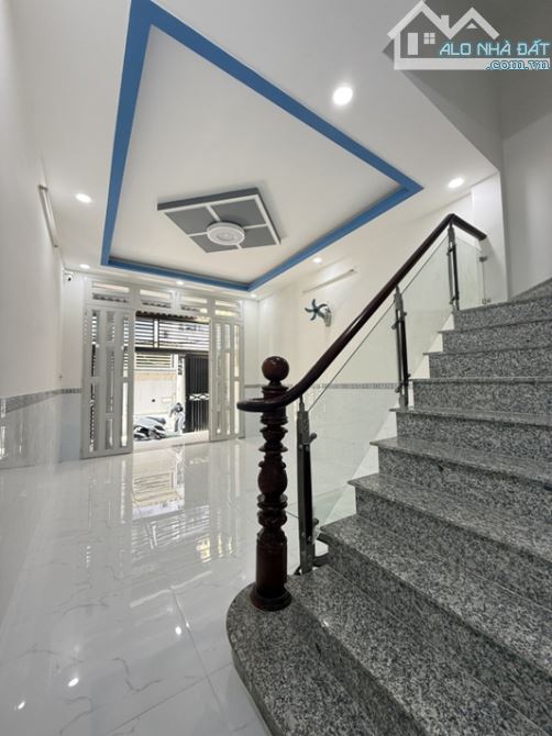 HẺM 3M, CÁCH HẺM XE TẢI 100M, PHÚ ĐỊNH, F16, Q8, 3 TẦNG, 48M2, 4.9 TỶ. - 1