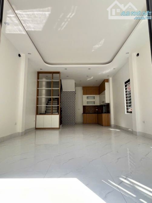 Bán nhà Nguyễn Đổng Chi- 5 tầng - sẵn ở - gần phố- chỉ nhỉnh 6₫ - 1