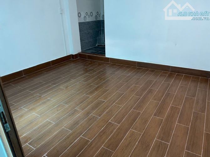 Quận 5- Phan Văn trị -62m2 sổ A4 dòng tiền 15tr/TH. - 1