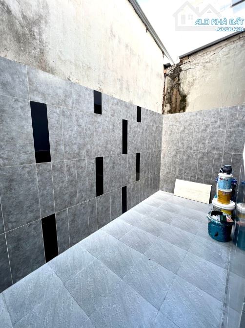 nhà trệt mới xây hẻm 11 đa khoa trung ương, gần đường số 1 khu cán bộ - 12