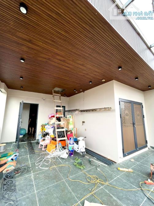 BÁN NHÀ Khương Trung, 7 tầng TM, mặt tiền khủng 6.3m, dt 93m2, 21.5 tỷ - 14
