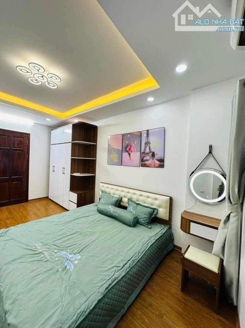 🔥 BÁN NHÀ  PHẠM VĂN ĐỒNG MẶT NGÕ KINH DOANH – 35M² – Ô TÔ TRÁNH  – GẦN CÔNG VIÊN HÒA - 2