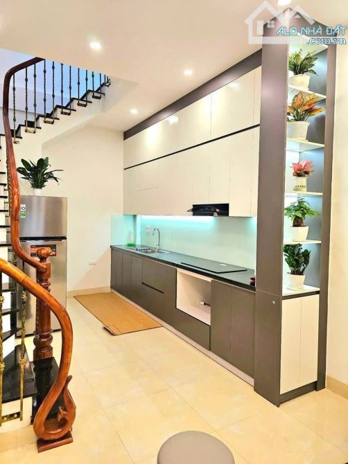 HOÀI ĐỨC - NHÀ PHÂN LÔ – THANG MÁY – GARA Ô TÔ – KINH DOANH ĐỈNH – Ô TÔ CHẠY VÒNG QUANH - 2