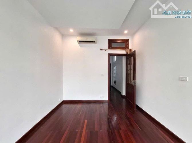 CHỢ VĂN ĐIỂN, 34M2 4 TẦNG, Ô TÔ, 5,4 TỶ - 2