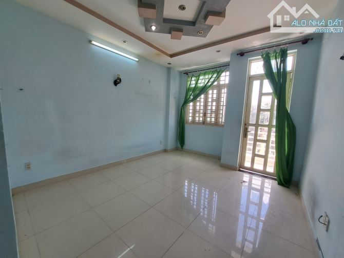 Chỉ 5.6 Tỷ TL! NHÀ 4 TẦNG 72M², Quang Trung Gò Vấp! Đang cho thuê 10tr/tháng - 2