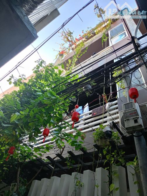 NHÀ 4 TẦNG 65 M2 NÚI THÀNH - CHỈ HƠN 5 TỶ - 2