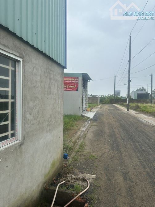 Chủ ngộp cần bán gấp đất 890tr đối diện Ubnd Long trạch và Kcn Cầu tràm,công chứng ngay - 2